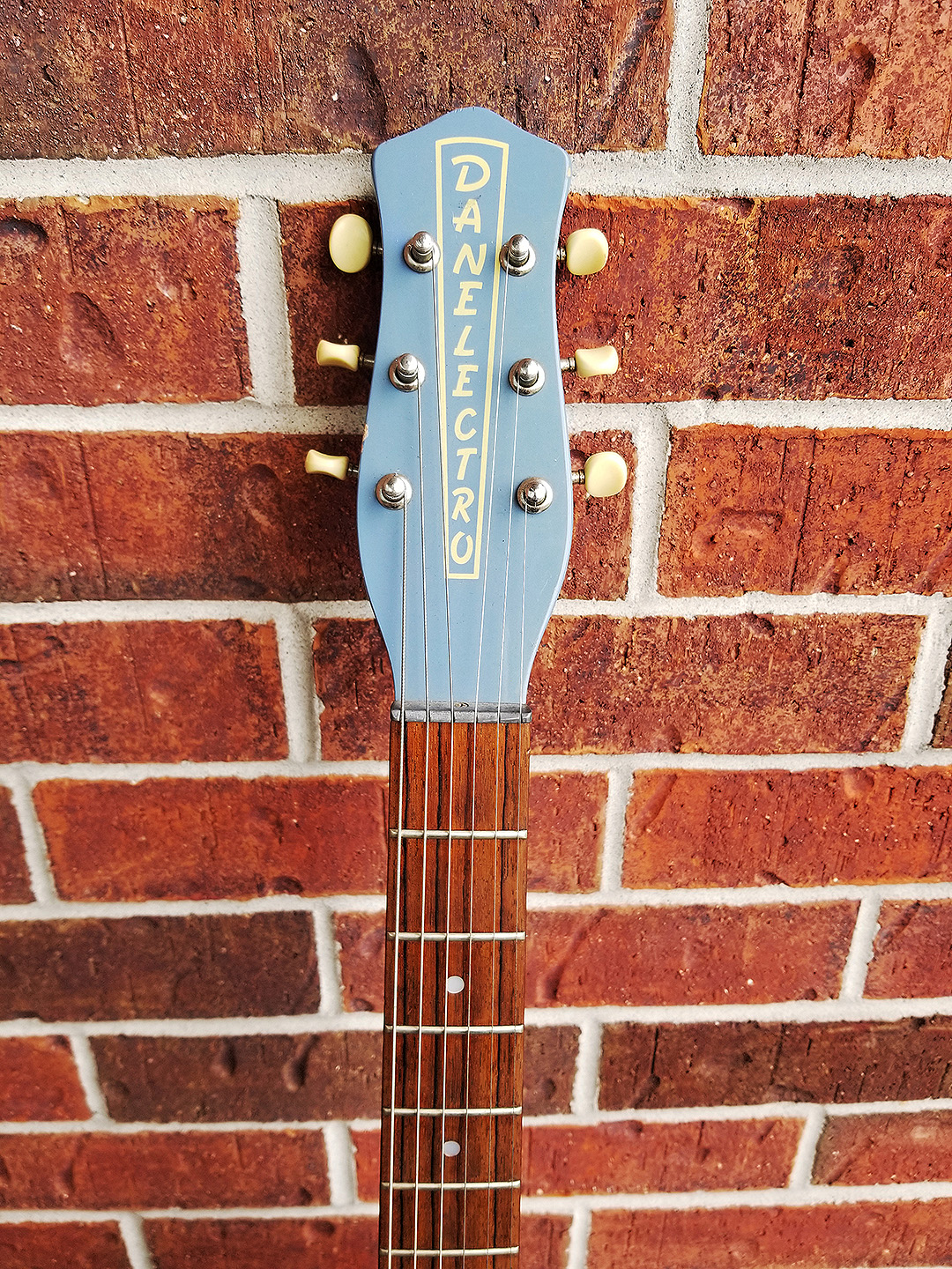 "Doc"<br>Danelectro Electric Guitar Signed by Dennis Quaid - Image 5